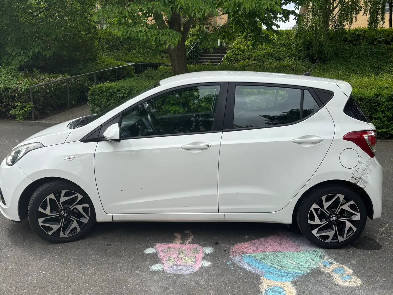Billede 4 - 🔥 HYUNDAI i10 – NYSYNET, NY SERVICE & CARPLAY! 🔥
