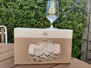Holmegård Cabernet vandglas på fod. 12 stk