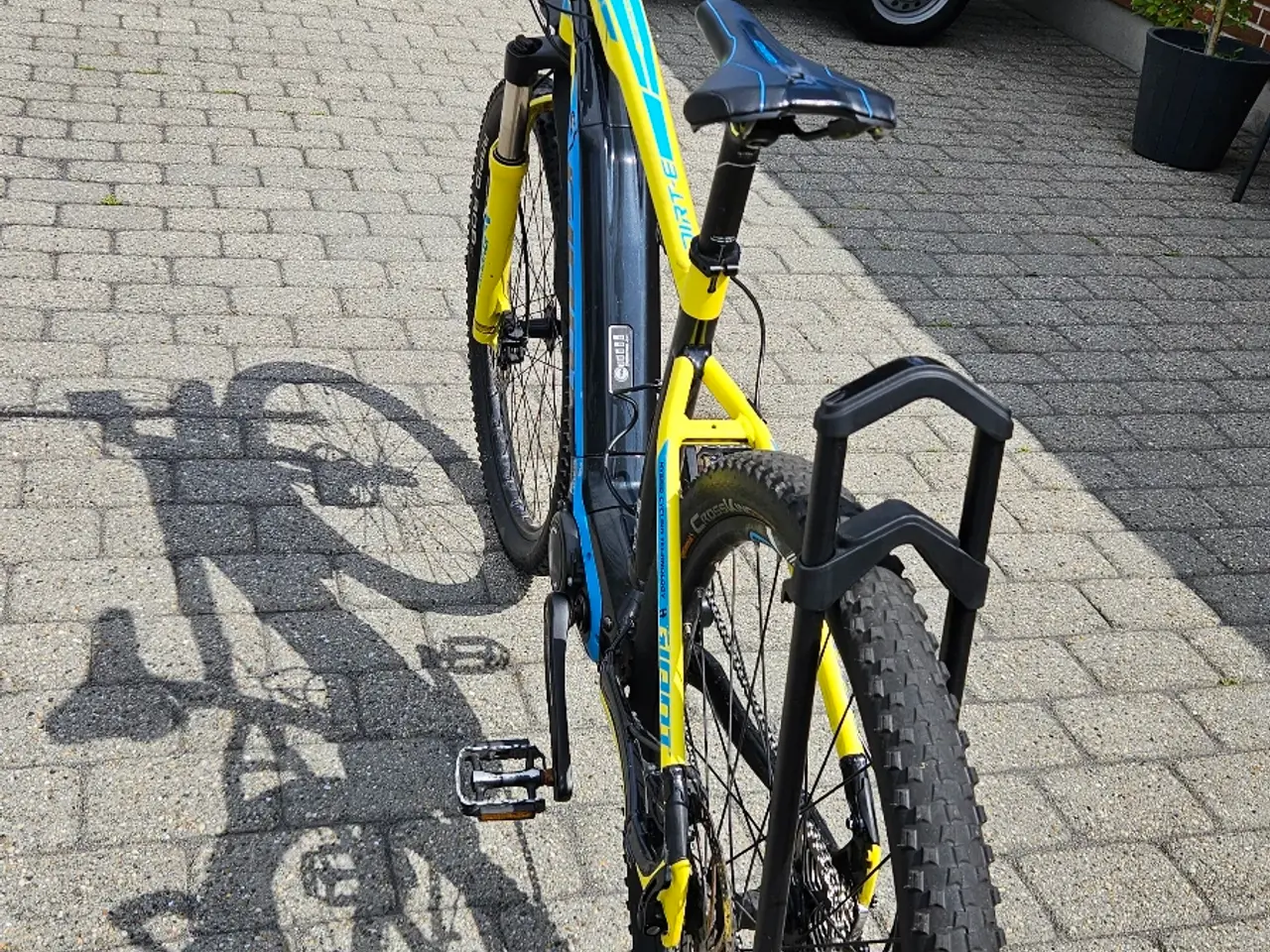 Billede 5 - Giant E-dirt Ebike