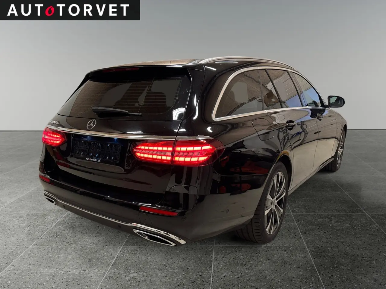 Billede 3 - Mercedes E300 de 2,0 Advantage stc. aut.