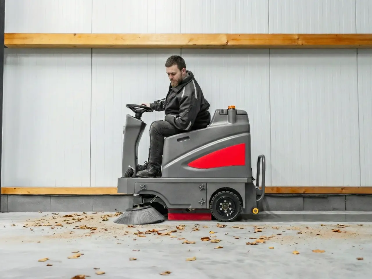 Billede 2 - CleanMaster Ultimate ride-on fejemaskine – 8800 m²/t