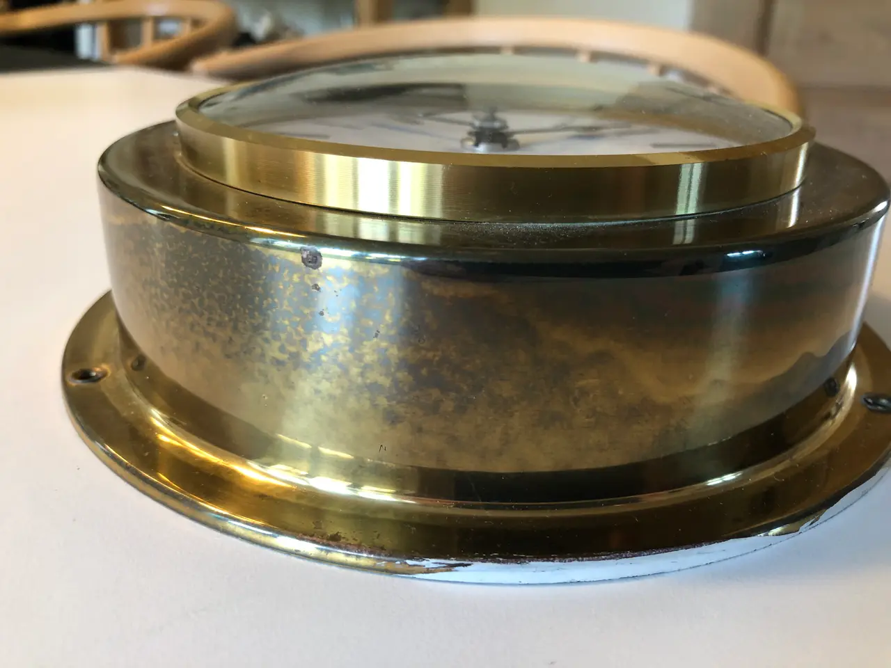 Billede 4 - Skibsur i messing med påskriften "Quartz"