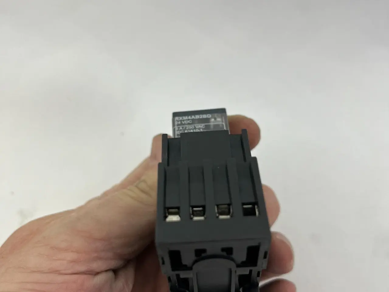 Billede 9 - Schneider RXM4AB2B2BD 24VDC Plug-In relæ + DIN
