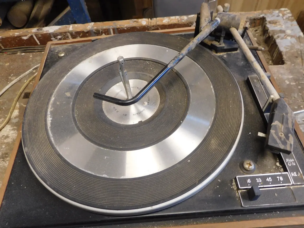 Billede 1 - gamel grammofon til indbygning