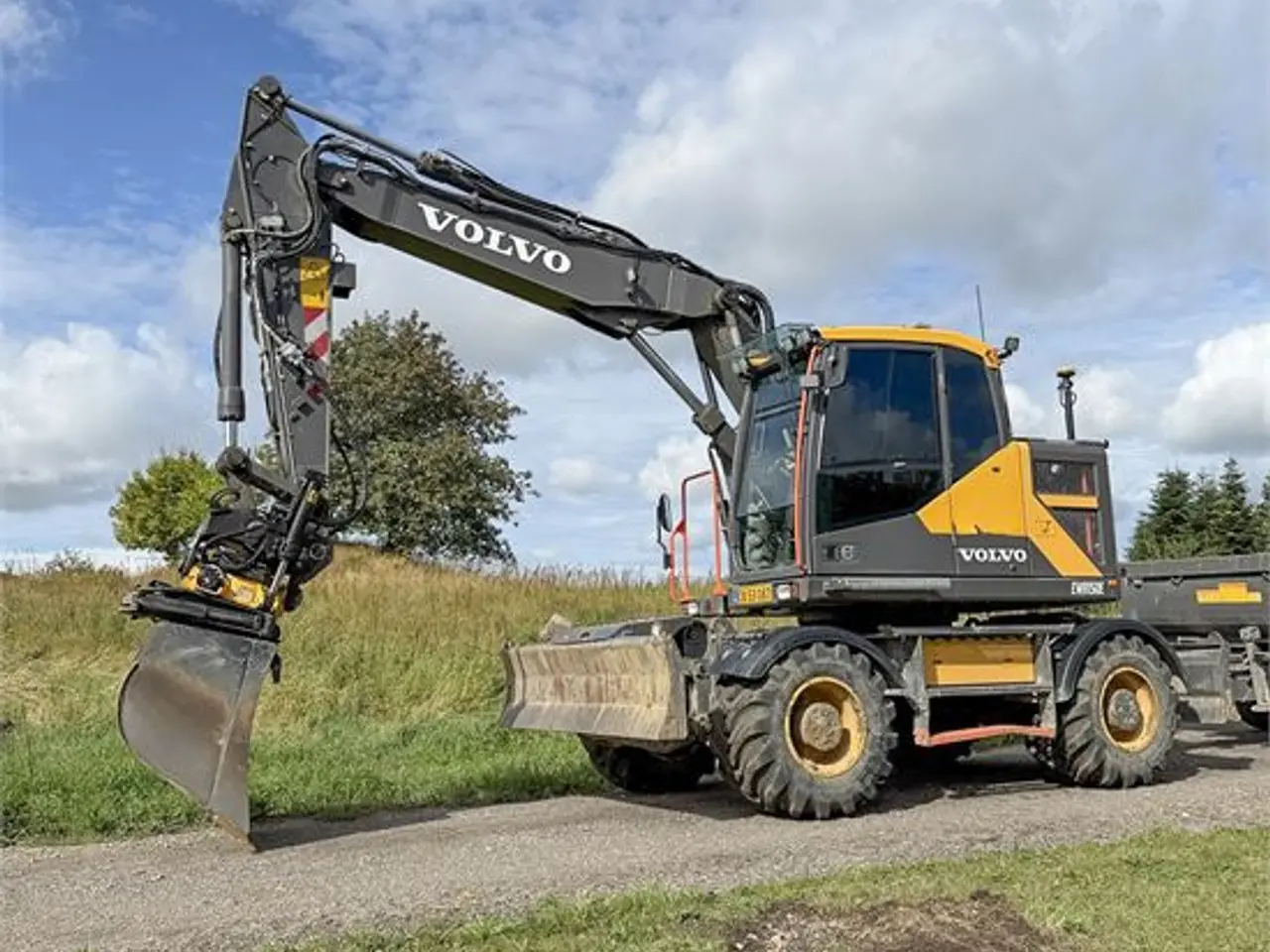 Billede 2 - Volvo EWR150 E - 20 ton, DC2 styrring,  Engcon rotortilt, Topcon X75 3D GPS, trailer