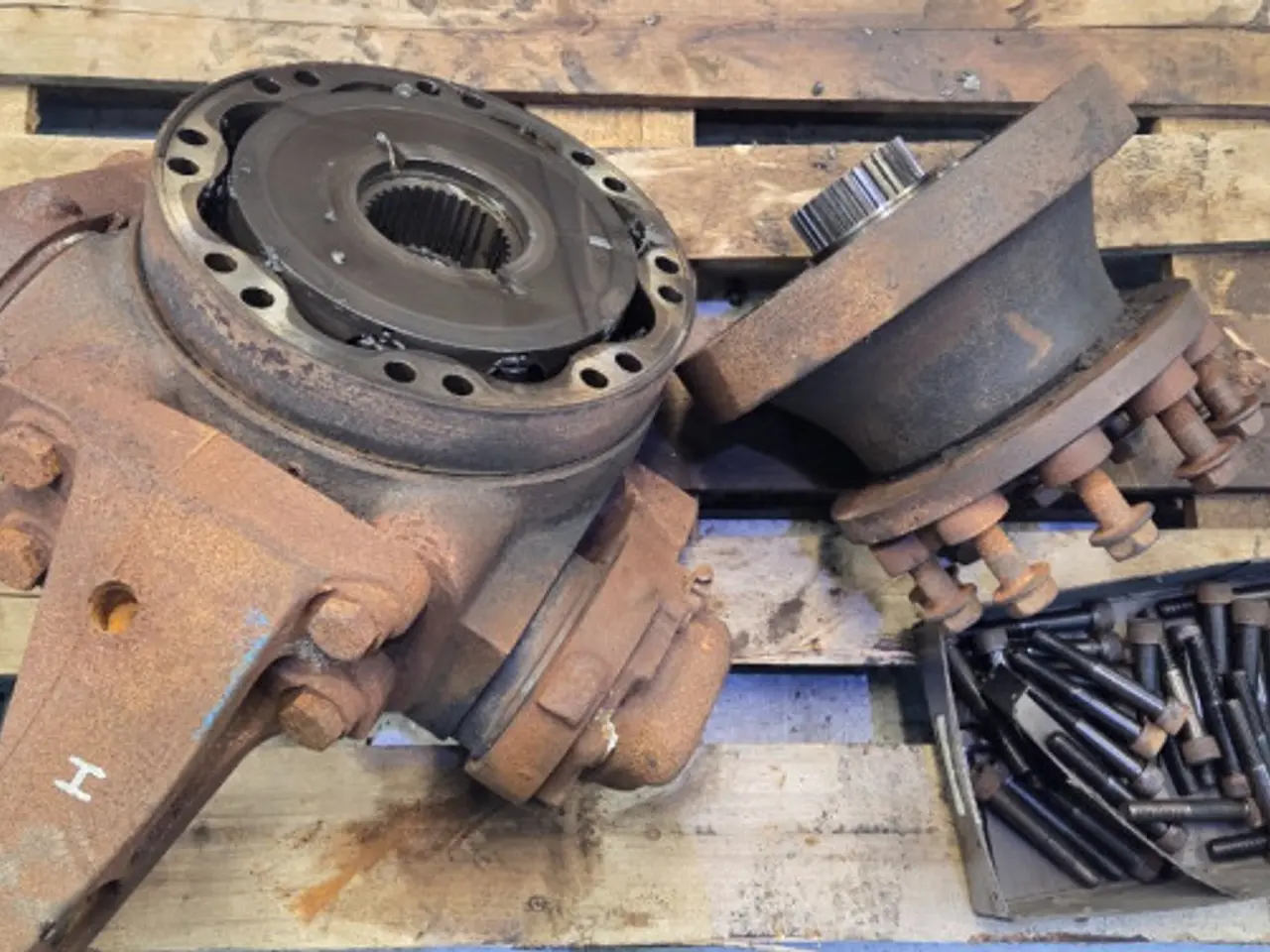 Billede 16 - New Holland CR9.90 Spindel R. 87281653