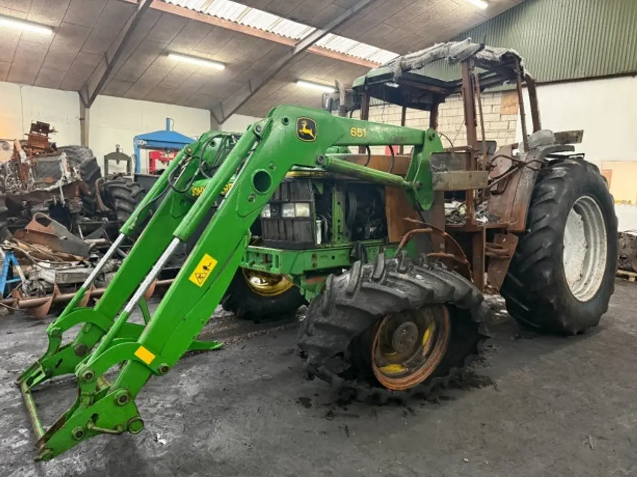 Billede 1 - John Deere 6300 Sælges i dele/For parts
