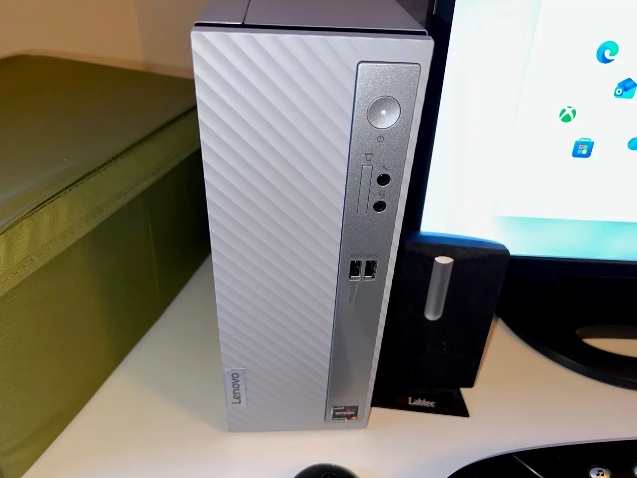 Billede 3 - Komplet Lenovo PC-sæt med skærm og tilbehør