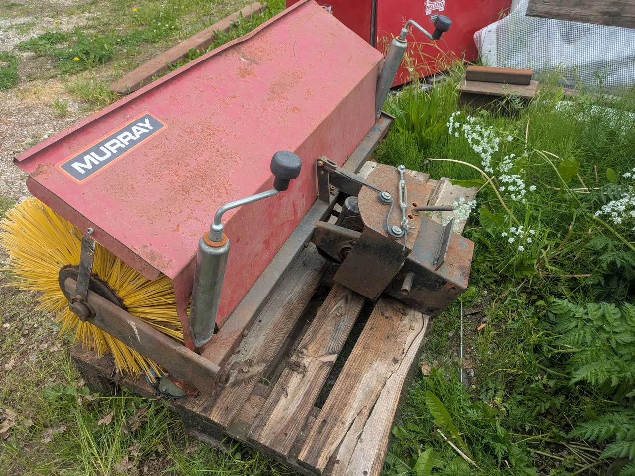 Billede 1 - Kost til havetraktor