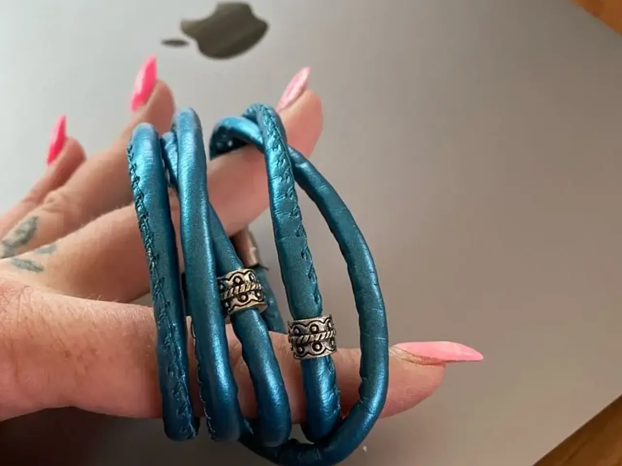 Billede 3 - Flotte nye armbånd