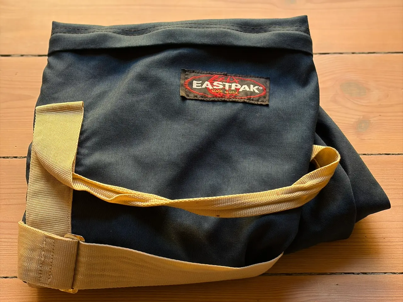 Billede 6 - Stor Eastpak sportstaske, ca. 90 cm lang
