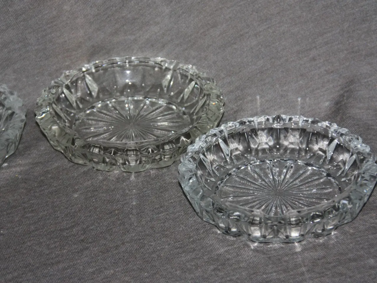 Billede 2 - Askebæger diam. 15 cm pris for 4 stk.