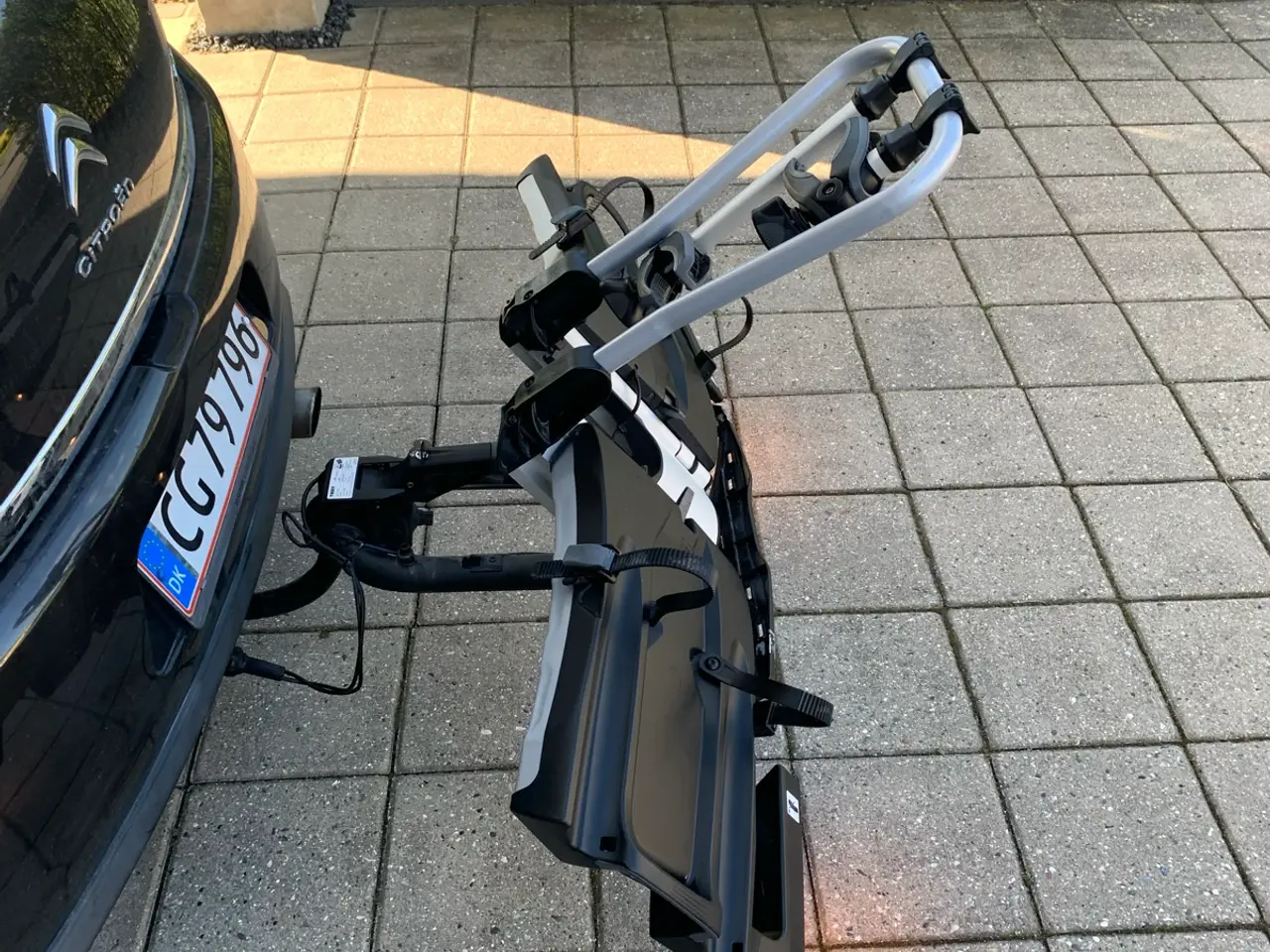 Billede 9 - Thule Easyfold XT cykelholder til 2 cykler 