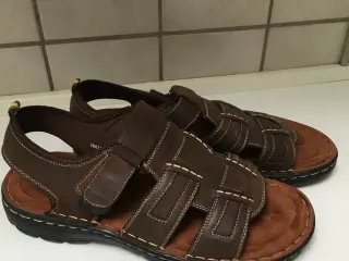 NY Herre sandaler i brun skind str. 45