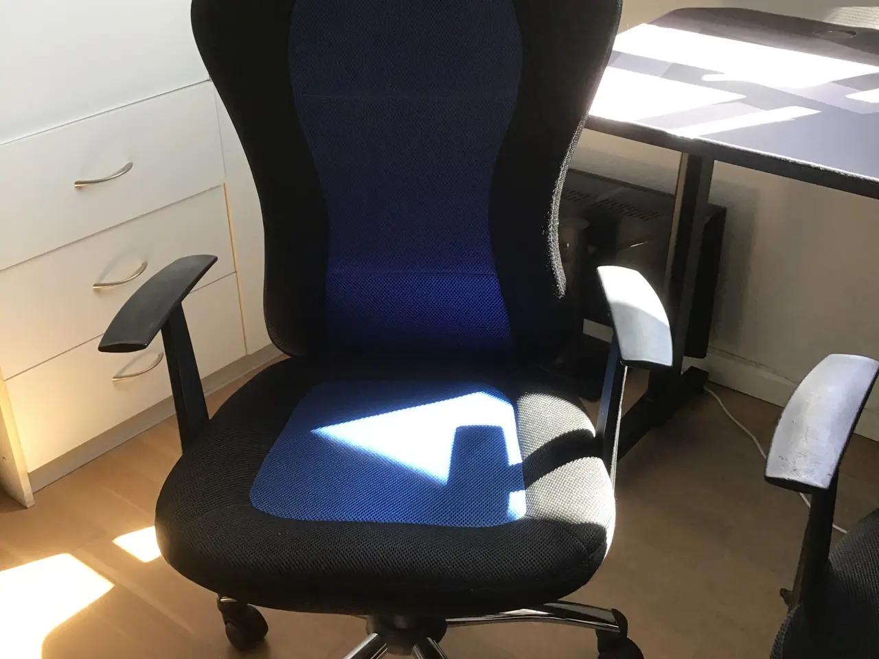 Billede 1 - Gamer kontorstol