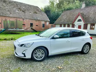 Ford Focus 1,0 EcoBoost Titanium 5d