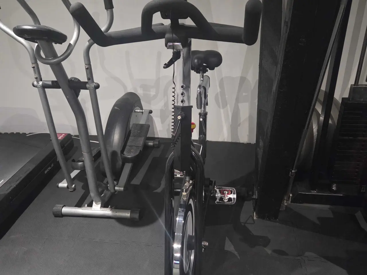 Billede 2 - Spinning cykel til salg står som ny