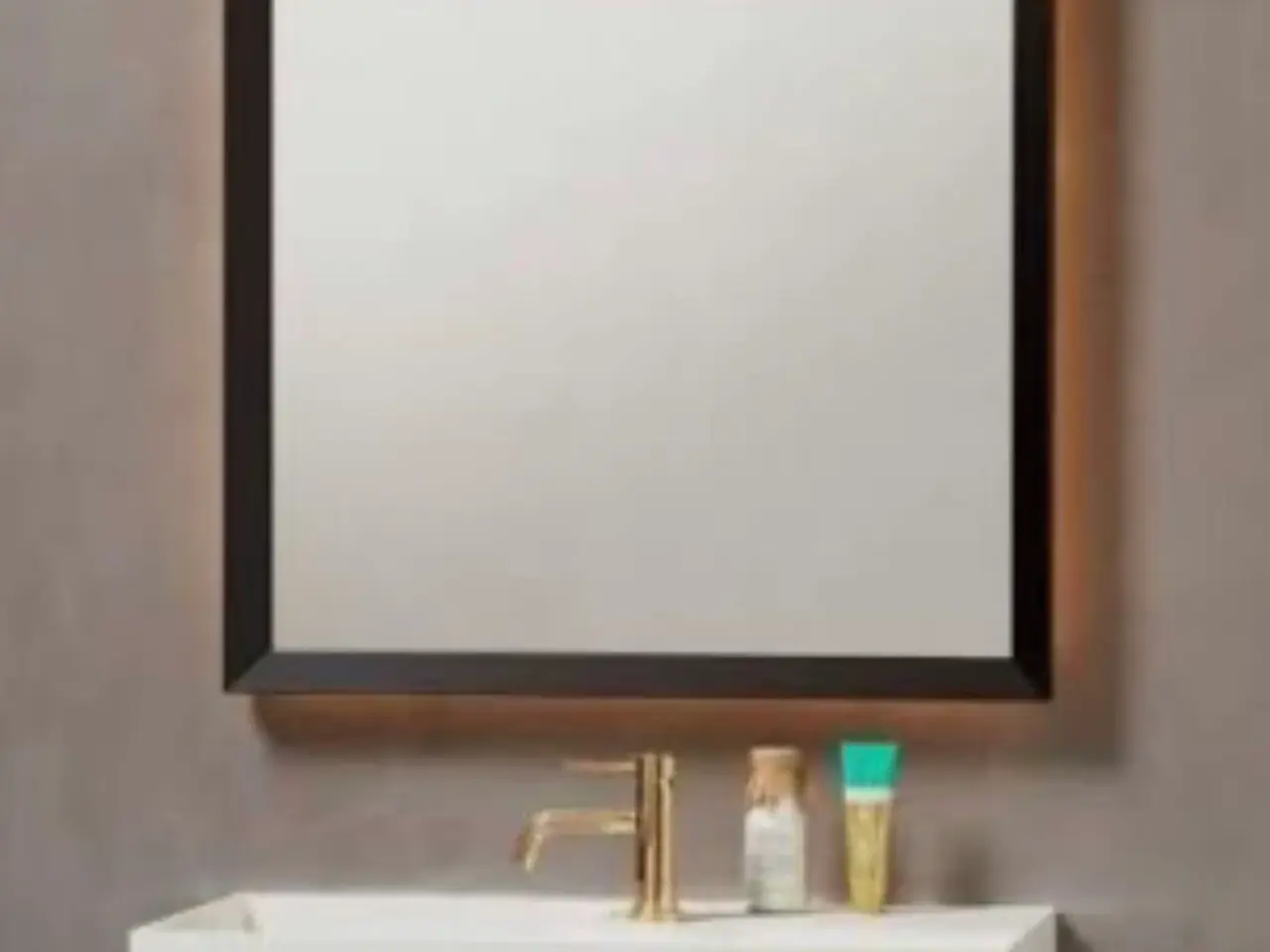 Billede 8 - Flot sort spejl med backlight