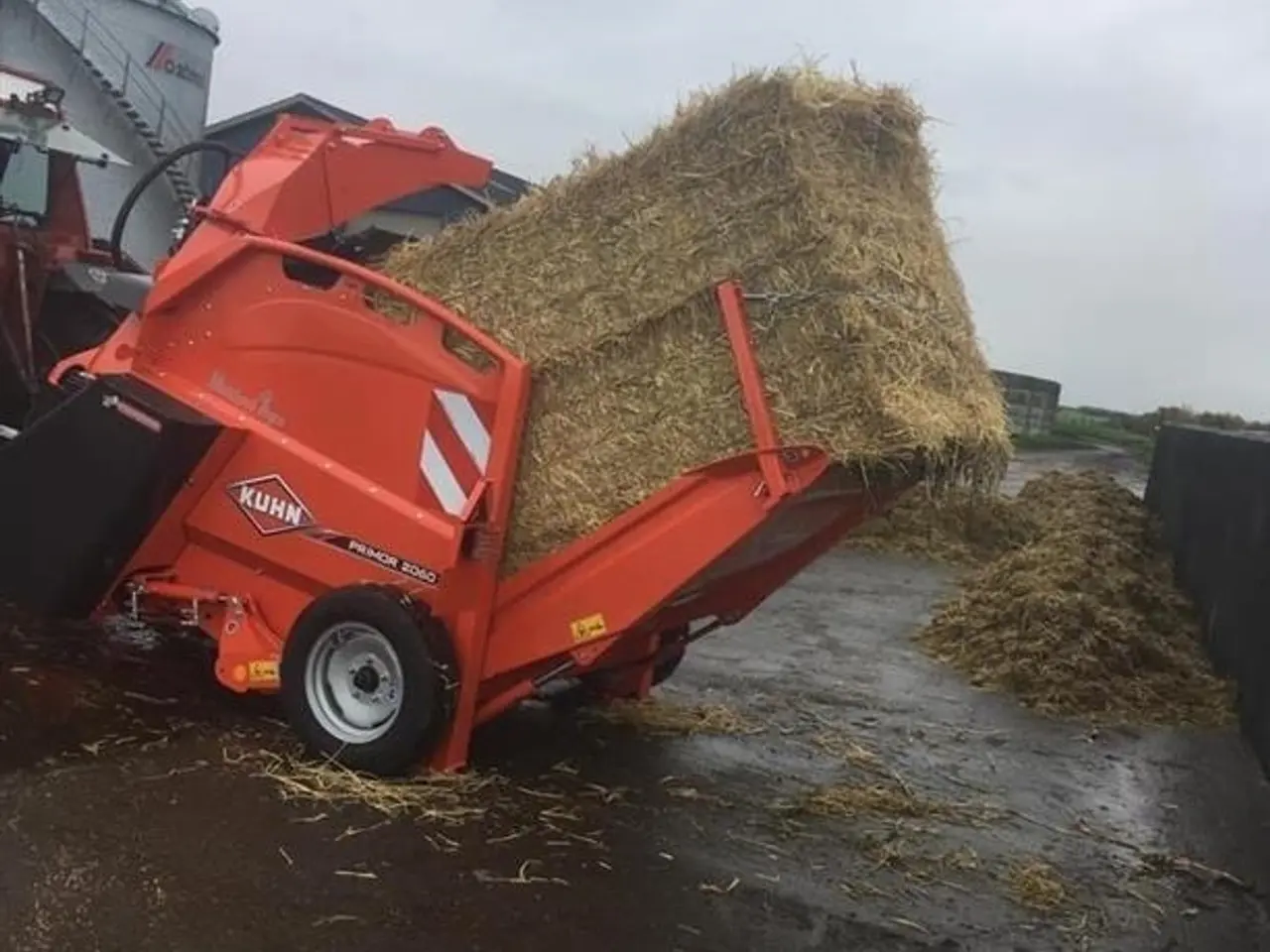 Billede 5 - Kuhn Primor 2060M m/300drejetud Med hydraulisk hjulstel
