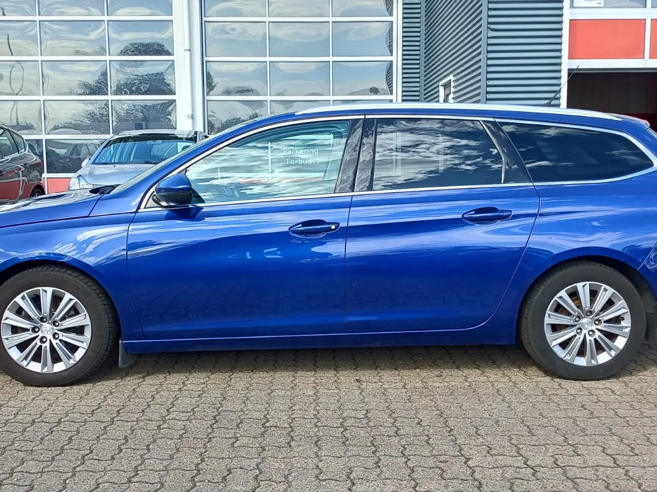 Billede 8 - Peugeot 308 1,2 e-THP 130 Allure Sky SW