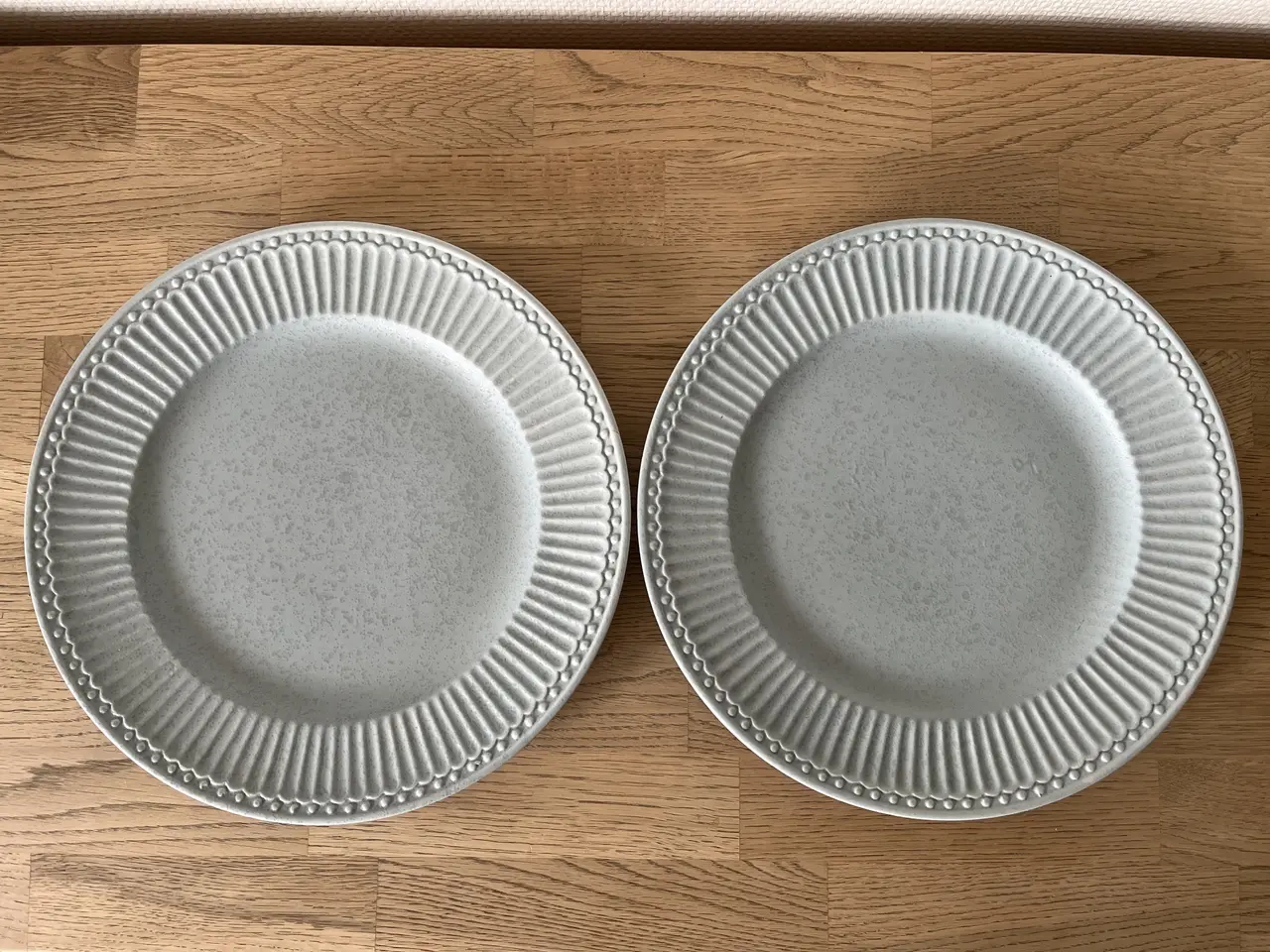 Billede 1 - Greengate - model Alice - middagstallerkener