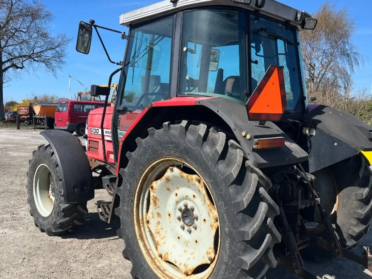 Billede 4 - Massey Ferguson 6130 DYNASHIFT med HEVA frontlift