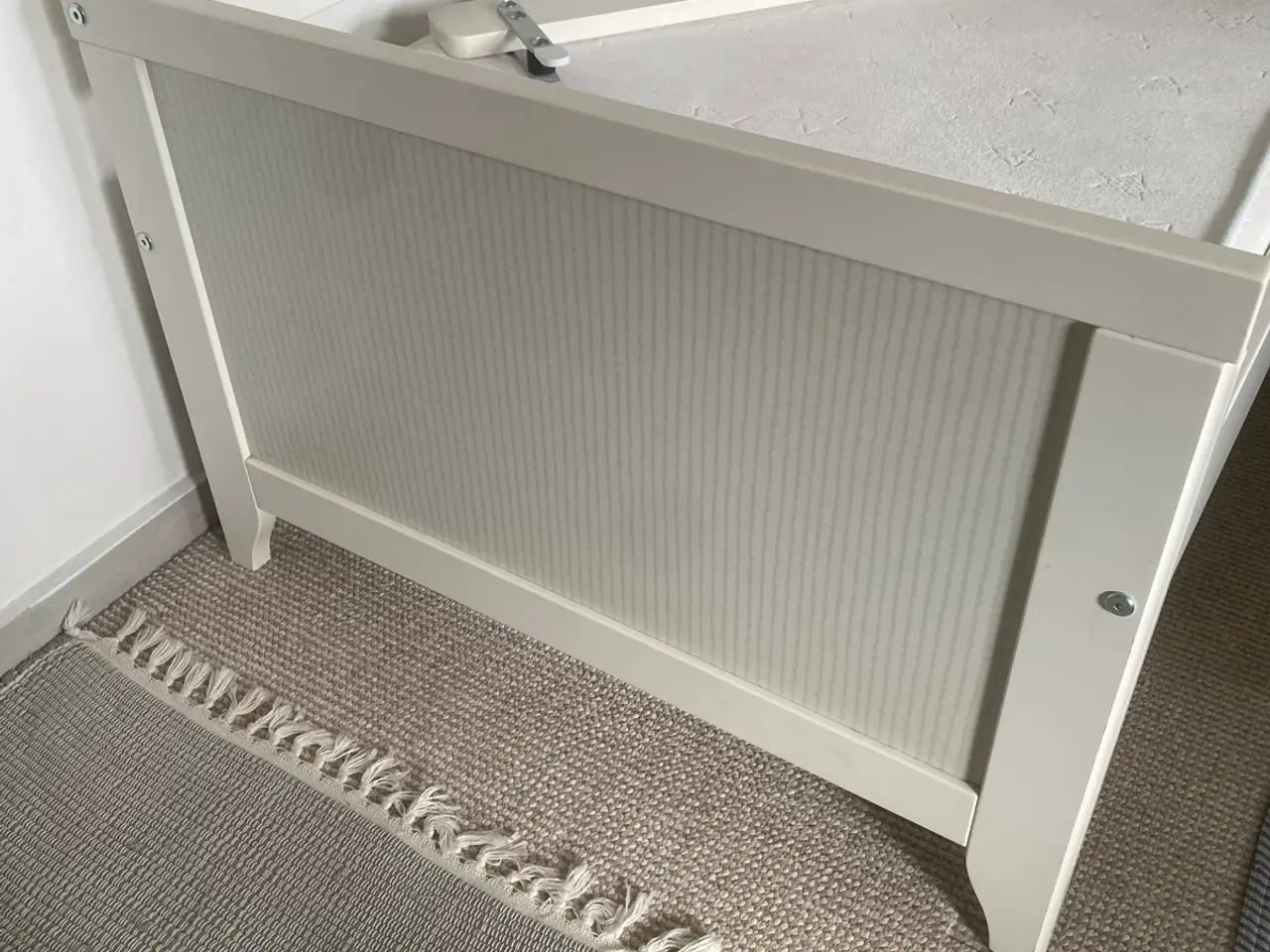 Billede 1 - Pæn seng 70x160cm