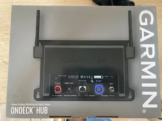 Garmin OnDeck™ Hub Smartbådssystem