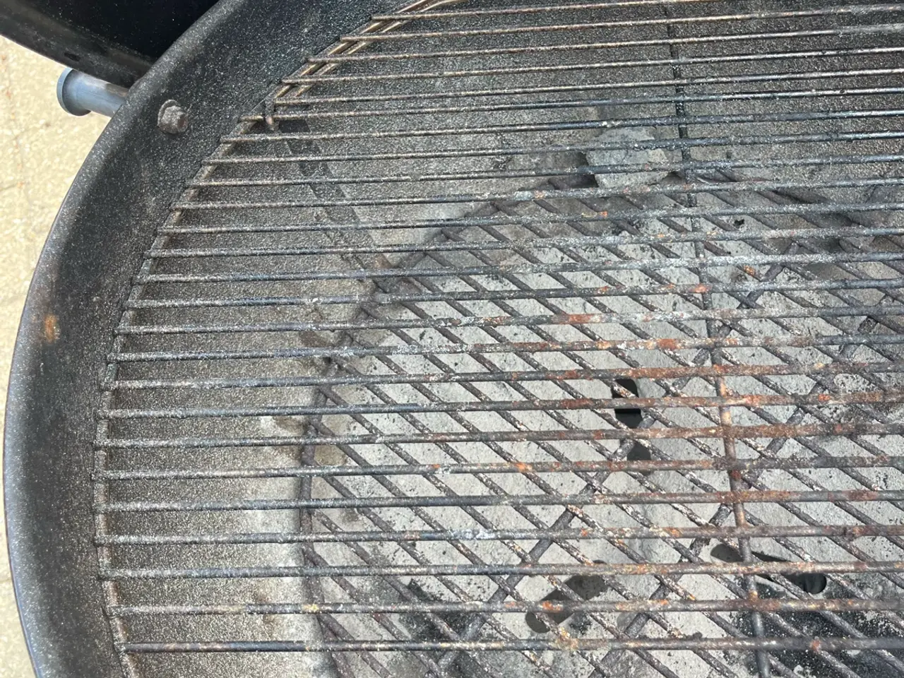 Billede 4 - Weber kuglegrill med tilbehør 