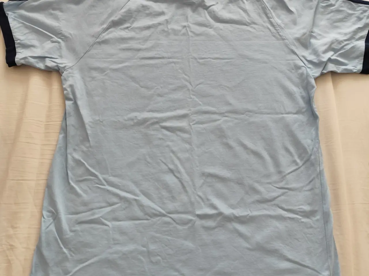 Billede 2 - Adidas t-shirt
