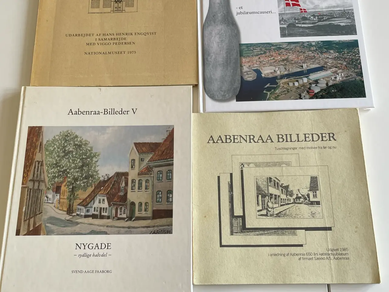 Billede 1 - 4 historiske bøger om Aabenraa