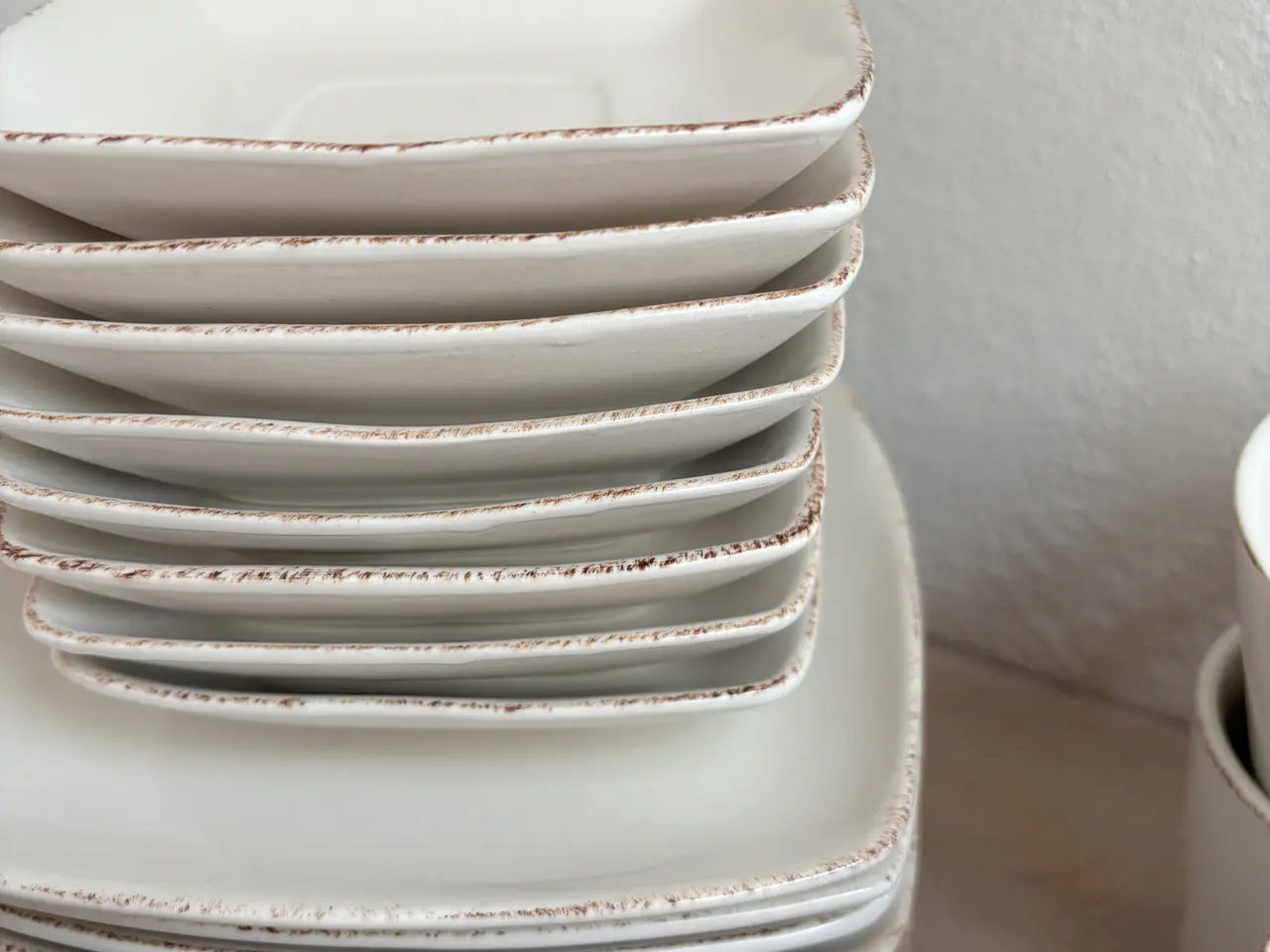 Billede 3 - Beige kaffestel til 8 Pers 