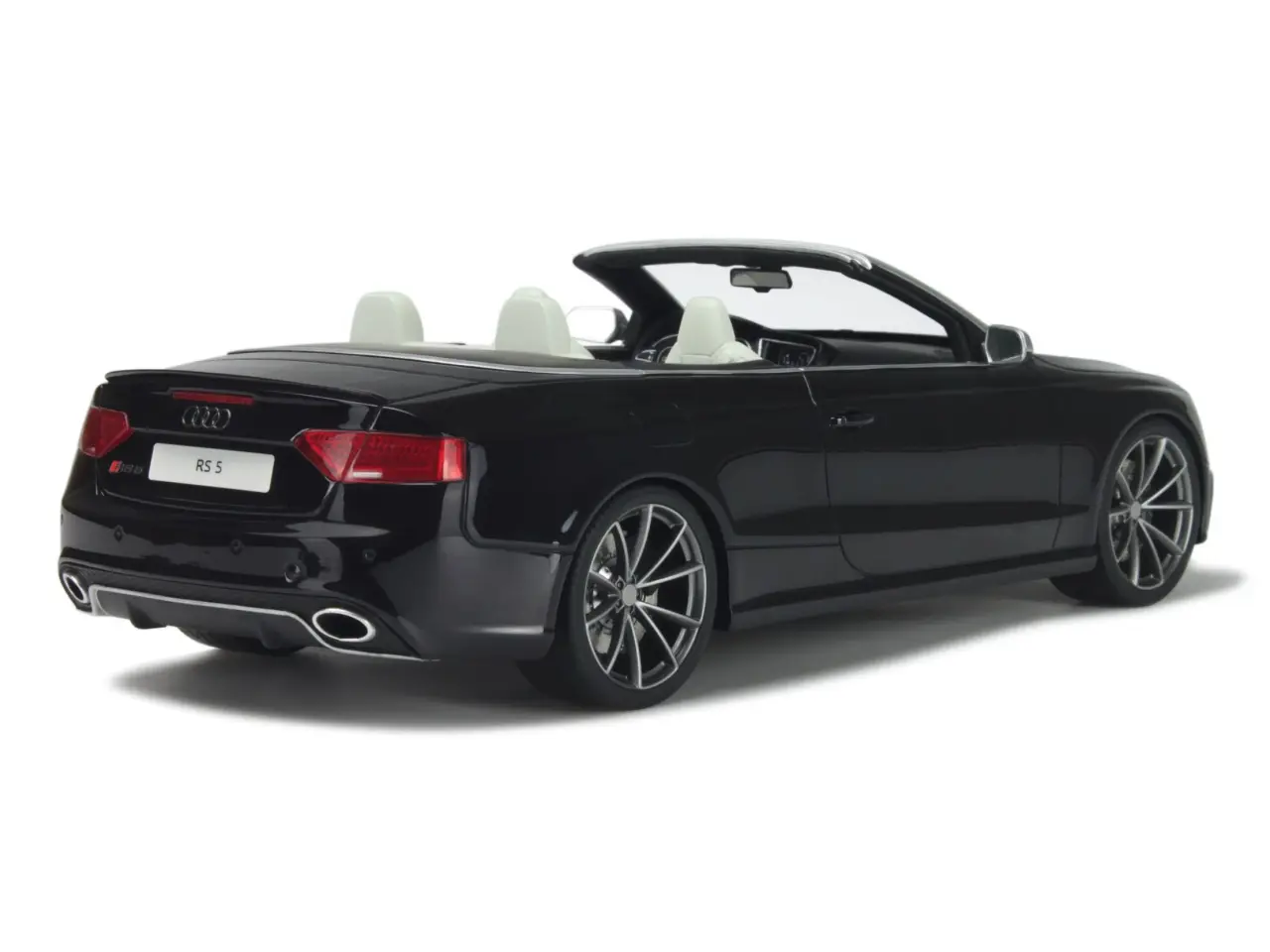 Billede 2 - 2012 Audi RS5 Cabriolet 1:18