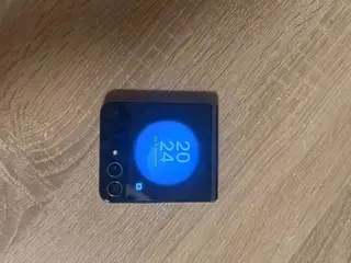 Samsung Z flip 5 sælges