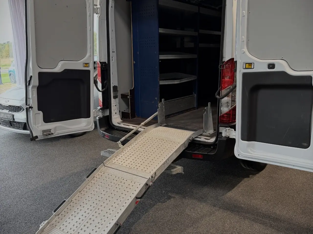 Billede 12 - Ford Transit 350 L2 Van 2,0 TDCi 130 Trend H2 FWD