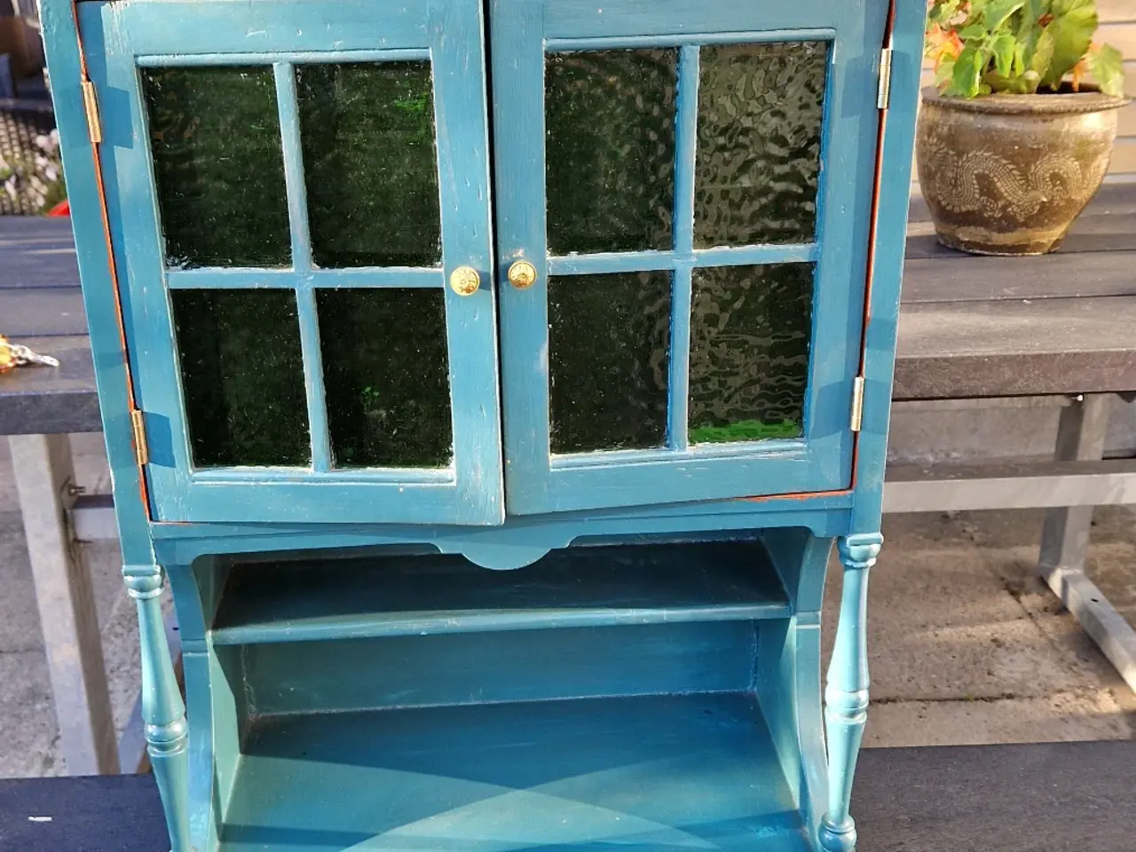 Billede 7 - Antik vitrine/tobaksskab med originale grønne glas
