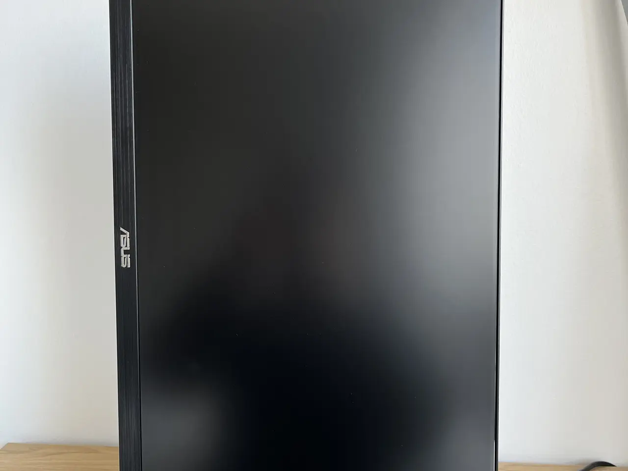 Billede 3 - ASUS 24" Monitor (VG248QE) – 144Hz / 1ms