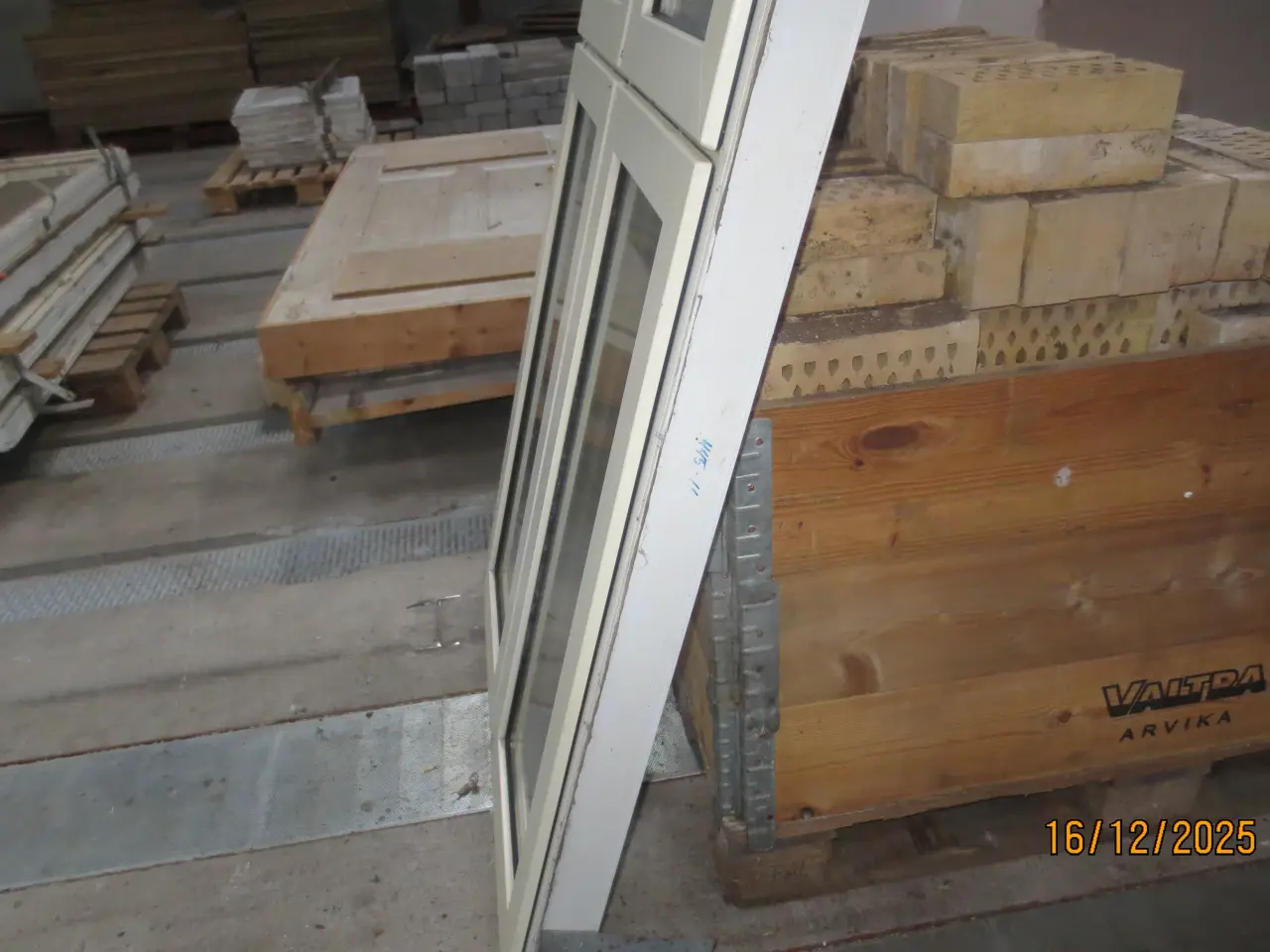 Billede 5 - 5 stk Plast vinduer med Thermo ruder 