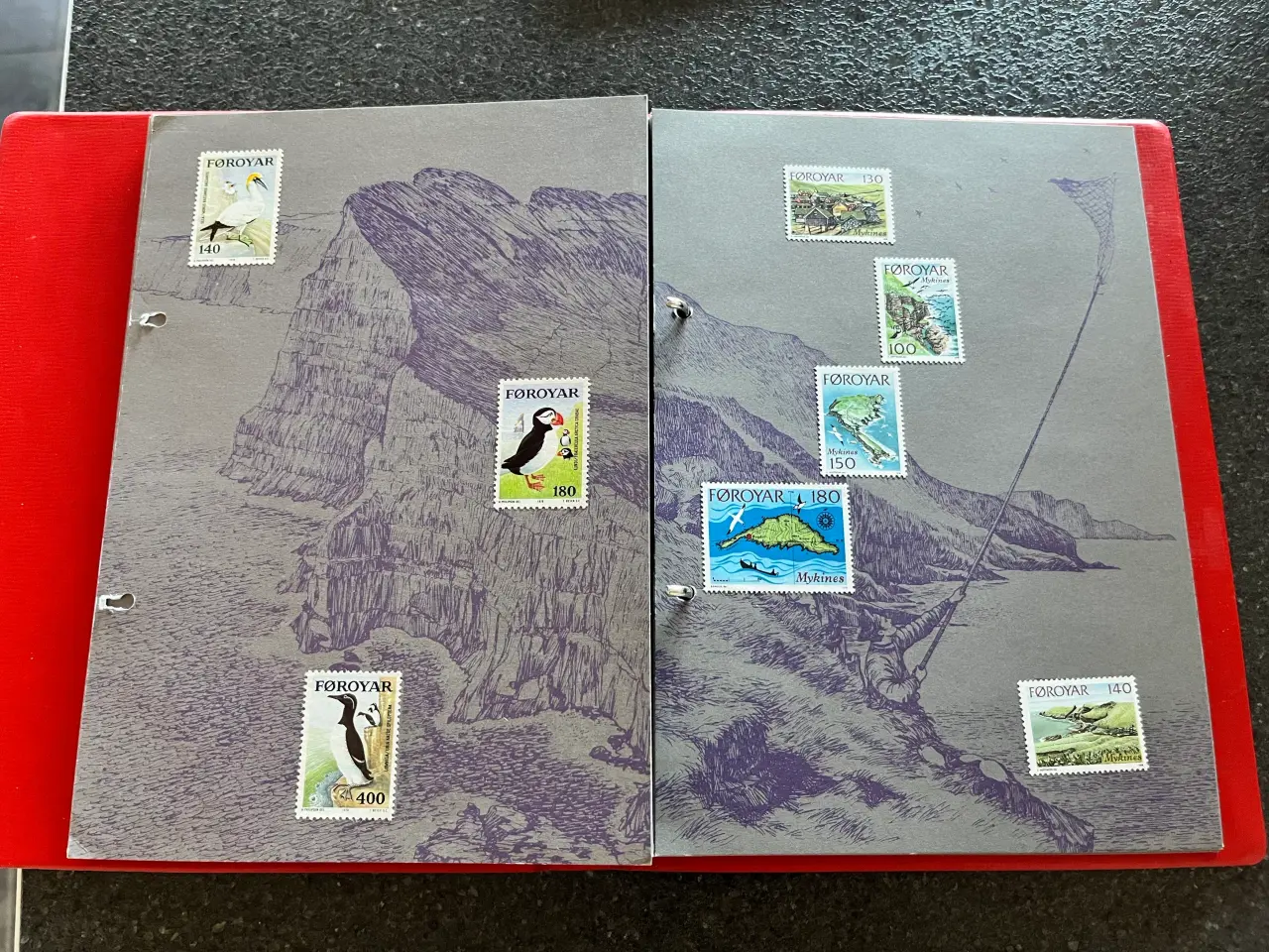 Billede 1 - Færøske frimærker i mappe