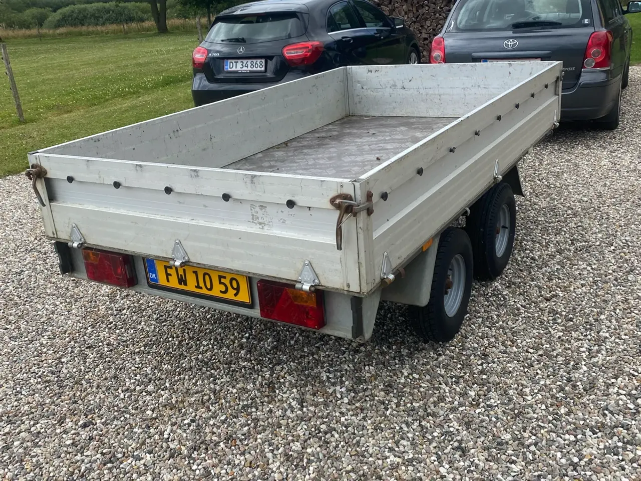 Billede 2 - Brenderup 1000 kg trailer m. alusider