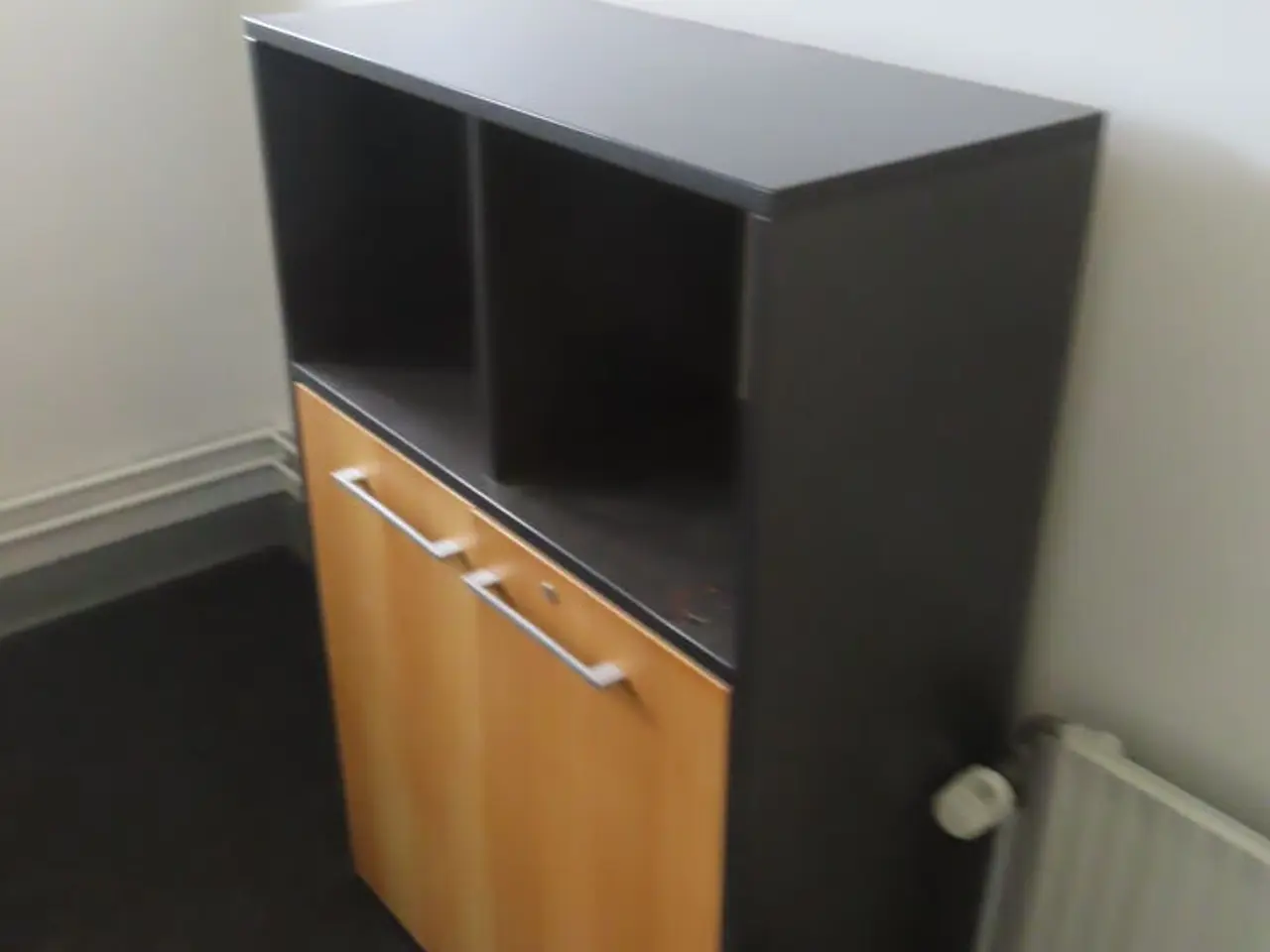 Billede 2 - Spejl, reol & bord med stol
