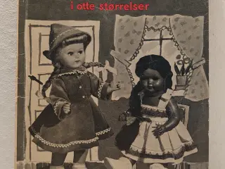 K.Clausen:Klip og sy dukketøj i 8 størrelser.1956.
