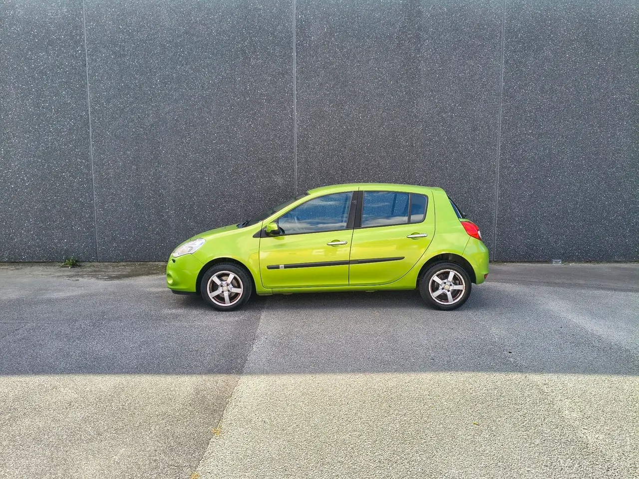 Billede 1 - Renault Clio 1,2 16V Pack 75HK 5d