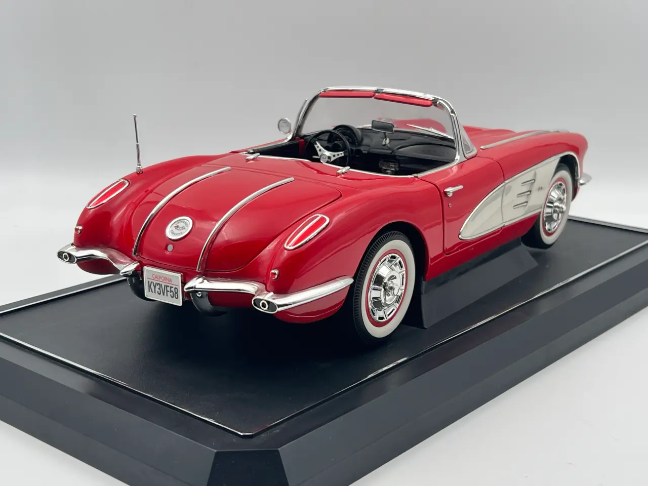 Billede 4 - 1958 Chevrolet Corvette 1:12 Super flot!