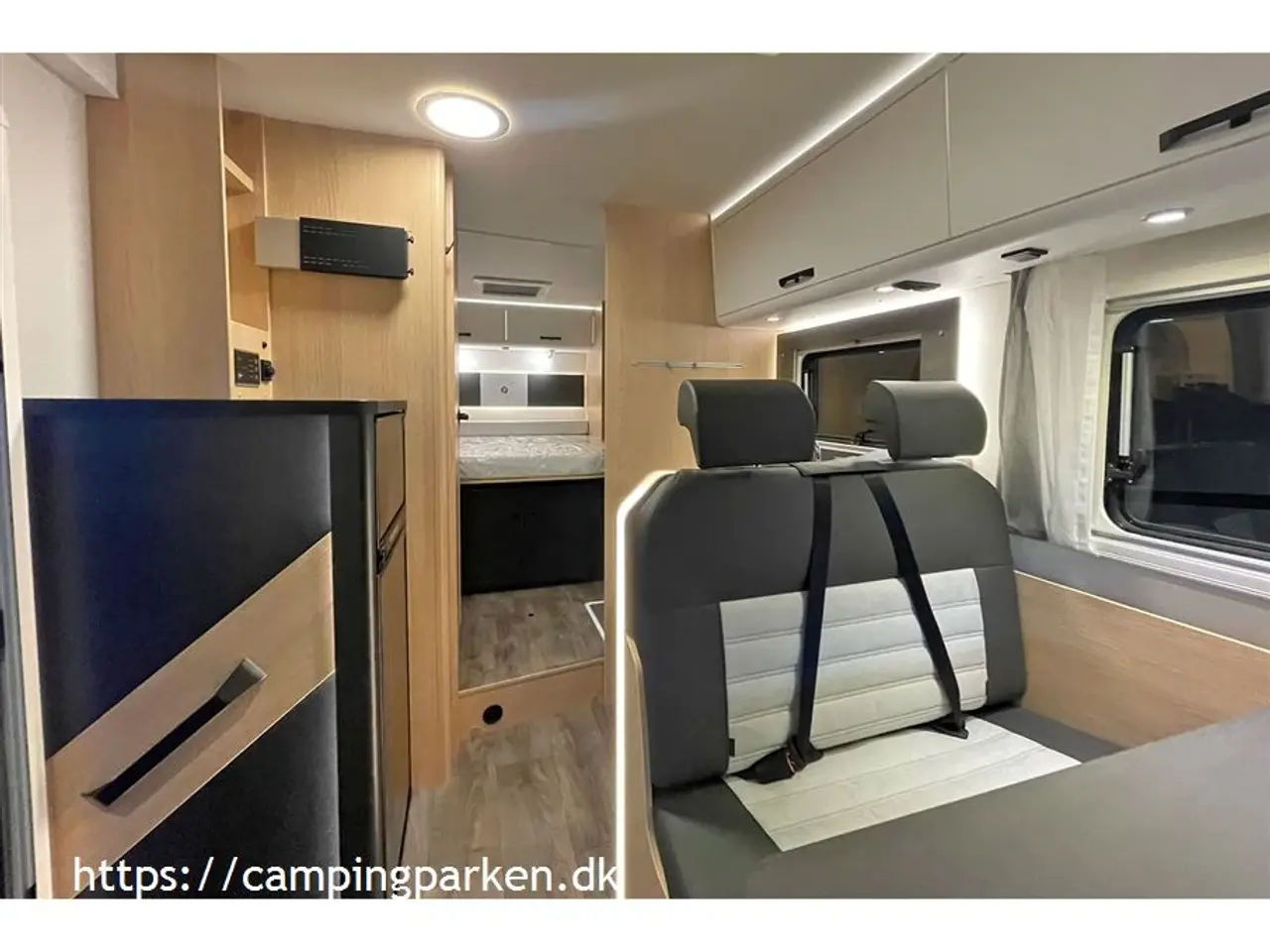 Billede 6 - 2024 - SunLight Sunlight autocamper med meget udstyr, automatgear og få kilometer