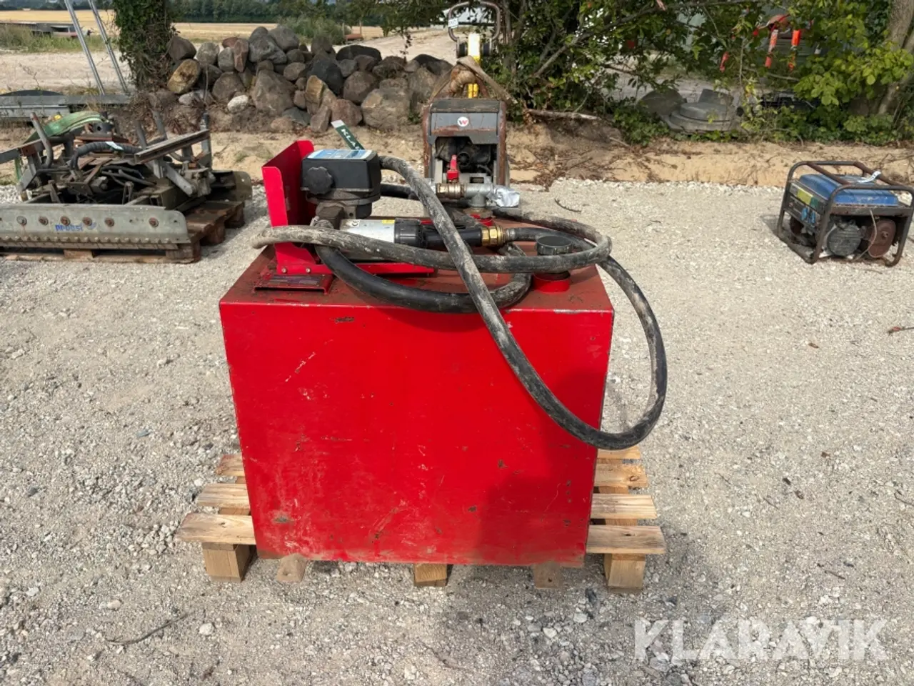 Billede 2 - Dieseltank Smede og Beholderfabrik C 235 liter med pistol