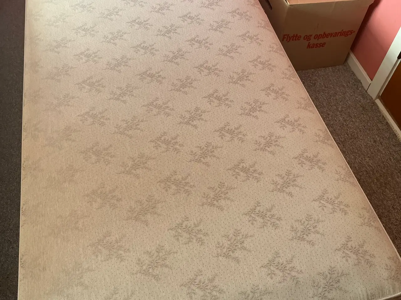 Billede 2 - Boxmadras (enkeltmandsseng)
