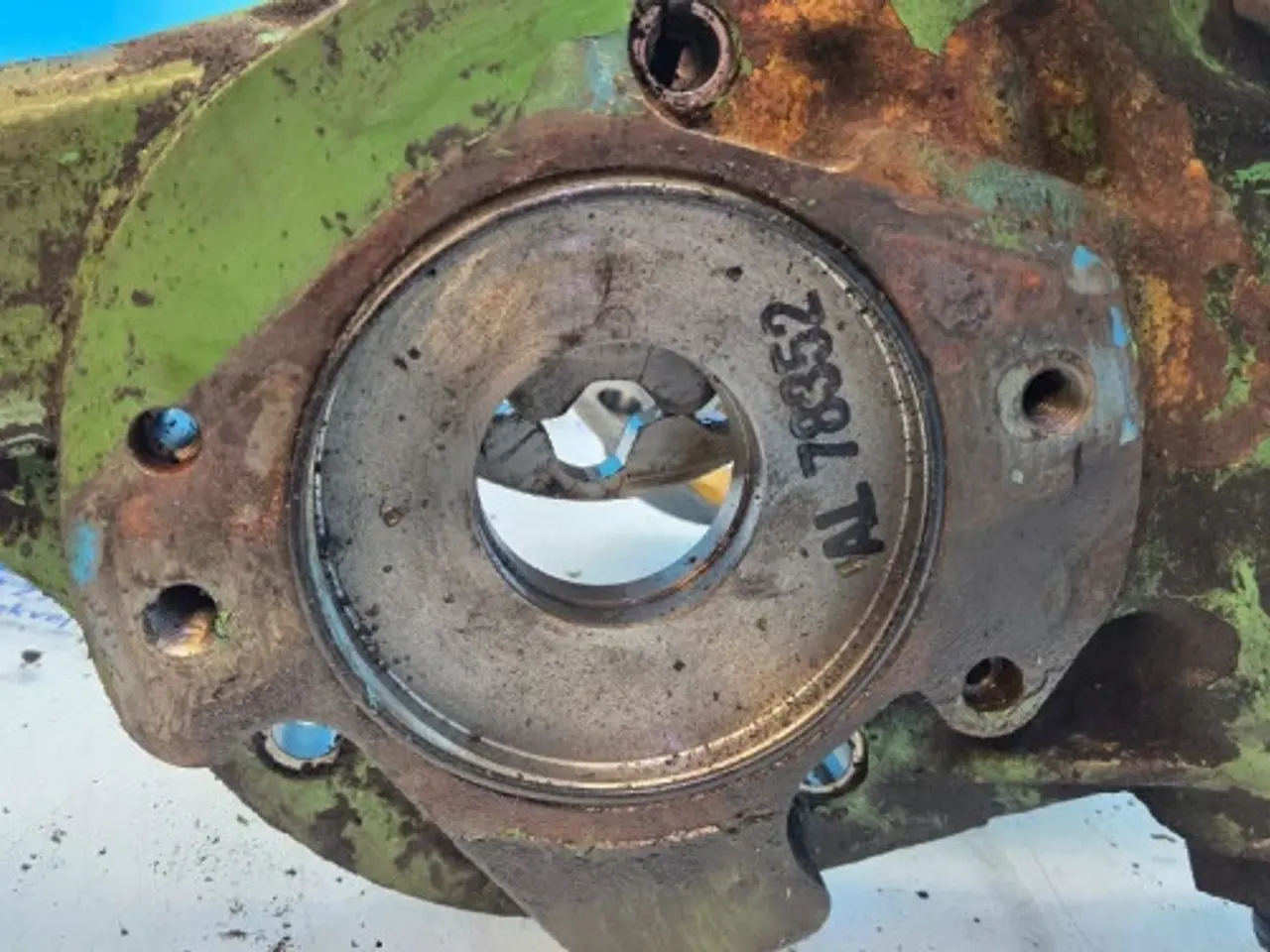 Billede 10 - John Deere 6300 Oliepumpe AL154091