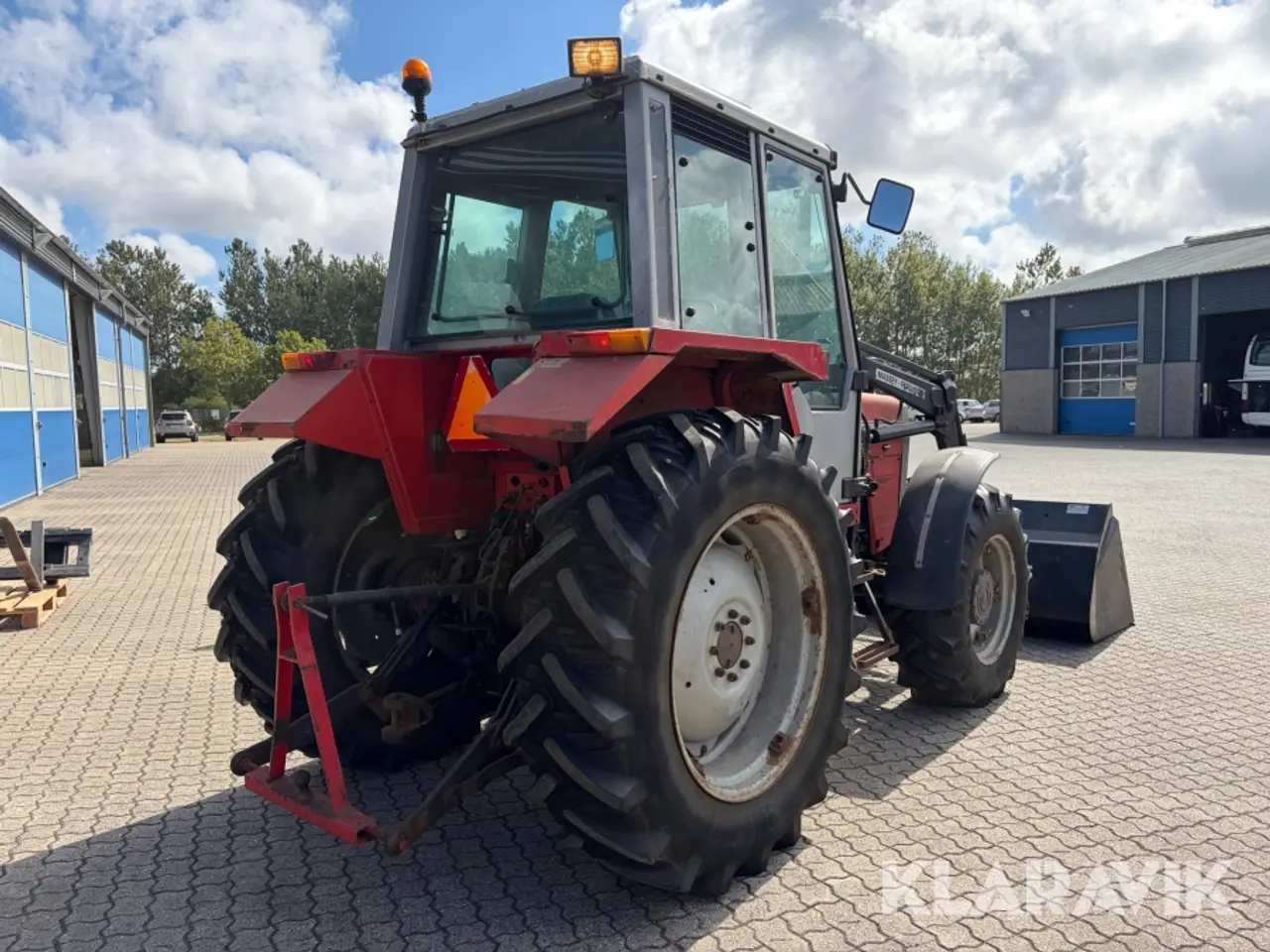 Billede 5 - Traktor Massey-Ferguson 690 RJ med frontlift og tilbehør