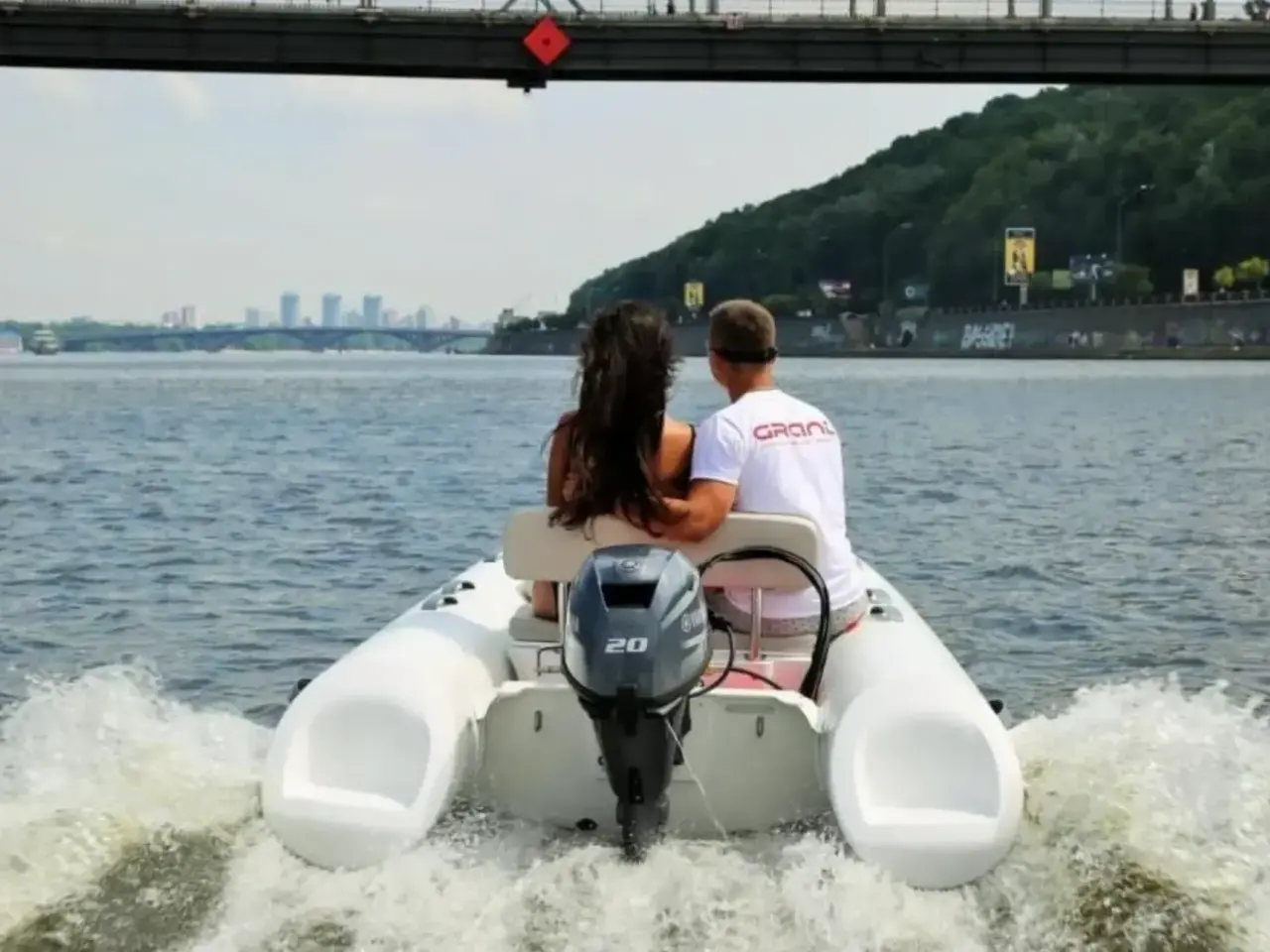 Billede 5 - Grand RIB 330T 20hk Yamaha Børn må sejle